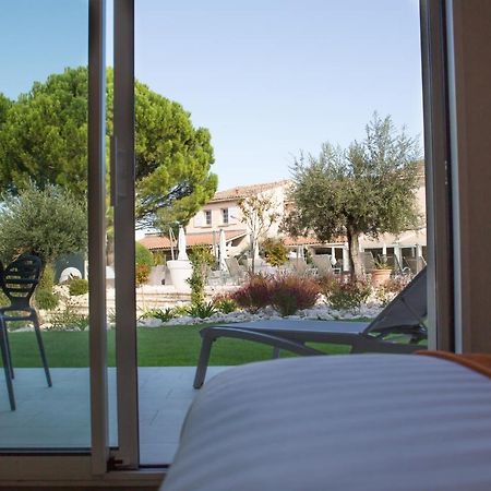 Le Domaine Des Oliviers Hotel Pierrelatte Exterior foto