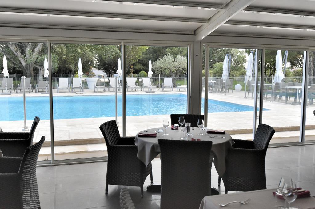Le Domaine Des Oliviers Hotel Pierrelatte Exterior foto
